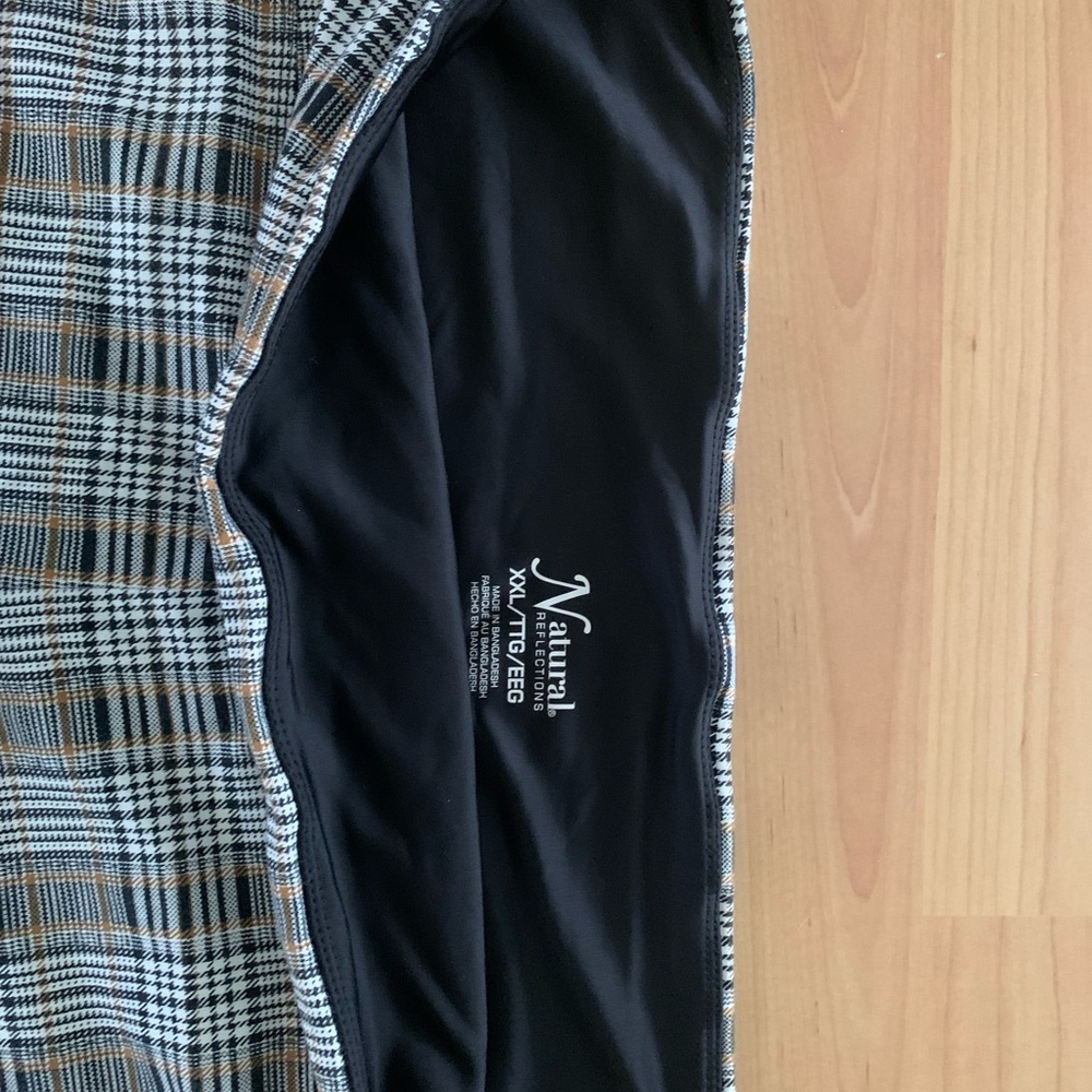 Natural Reflections Women's Plaid Ankle Pants - Black, White, and Brown - Picture 2 of 4